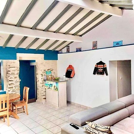 Charmante Maison Atypique En Village Saint-Colombin Екстериор снимка