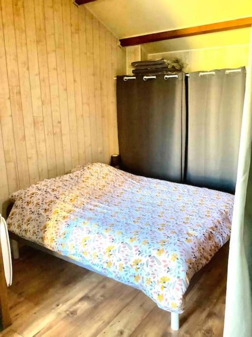 Charmante Maison Atypique En Village Saint-Colombin Екстериор снимка